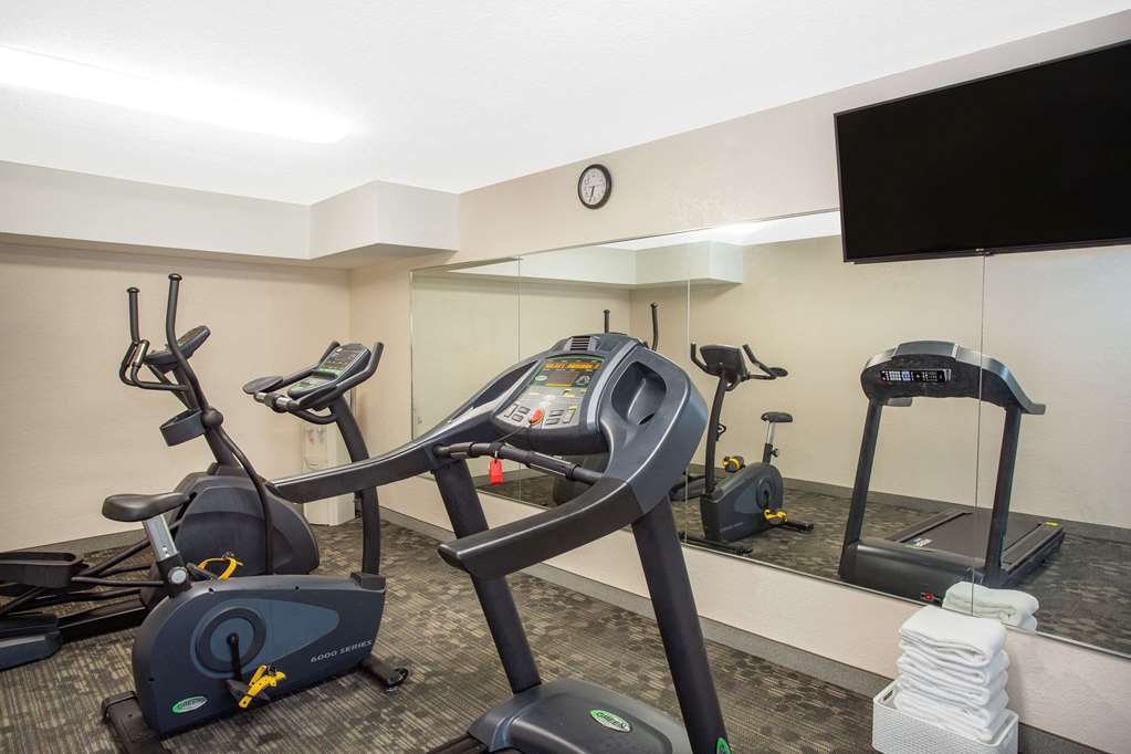 Super 8 by Wyndham North Palm Beach - photo 17