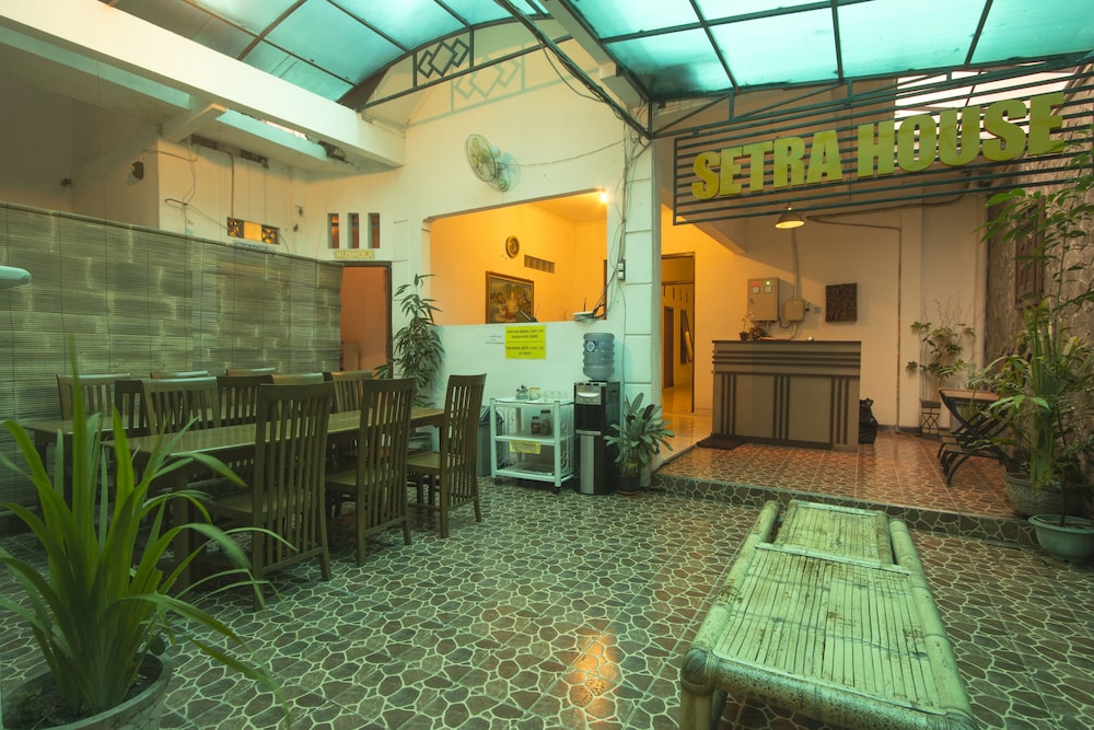RedDoorz @ Seturan Raya - last minute hotel in Depok