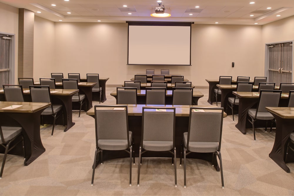 Holiday Inn Hotel & Suites Houston West Katy Mills by IHG - photo 48