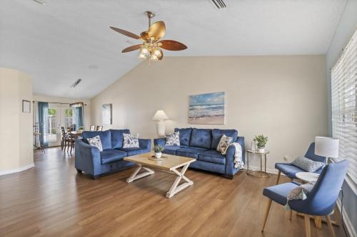 Escape to Paradise w Saltwater Pool 25 Min to PCB in Panama, United States