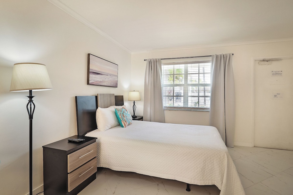 La Mer Suites - photo 9