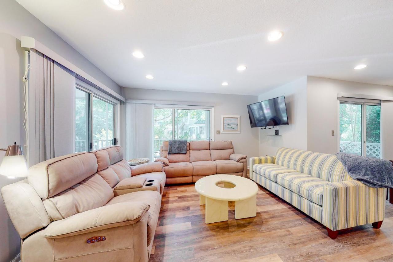 Sea Colony 51020 Southwinds Ct — 4-Star Luxury Hotel in Bethany Beach, United States