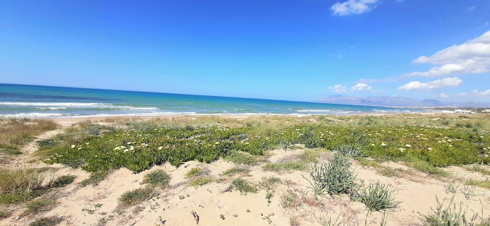 Appartamenti Abate Stella del Golfo Home — 4-Star Luxury Hotel in Alcamo, Italy