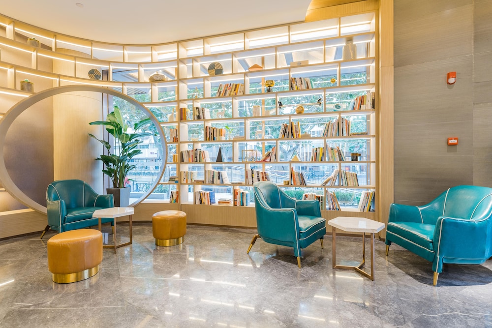 Atour Hotel Hangzhou West Lake — 4-Star Luxury Hotel in Hangzhou, People's Republic of China