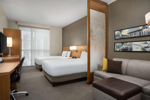 Hyatt Place Iowa City Downtown - photo 34