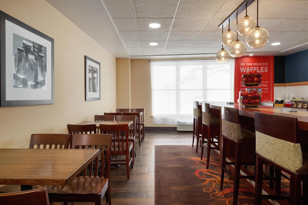 Hampton Inn Deadwood at Tin Lizzie Gaming Resort - photo 61