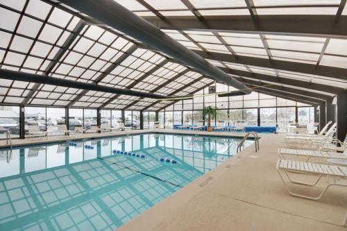 English Towers 506 2 Br condo by RedAwning - photo 15