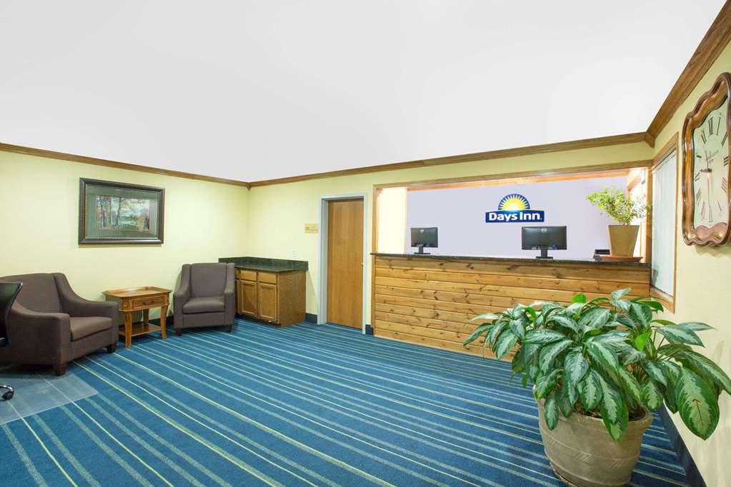 Days Inn by Wyndham Grand Island - photo 3
