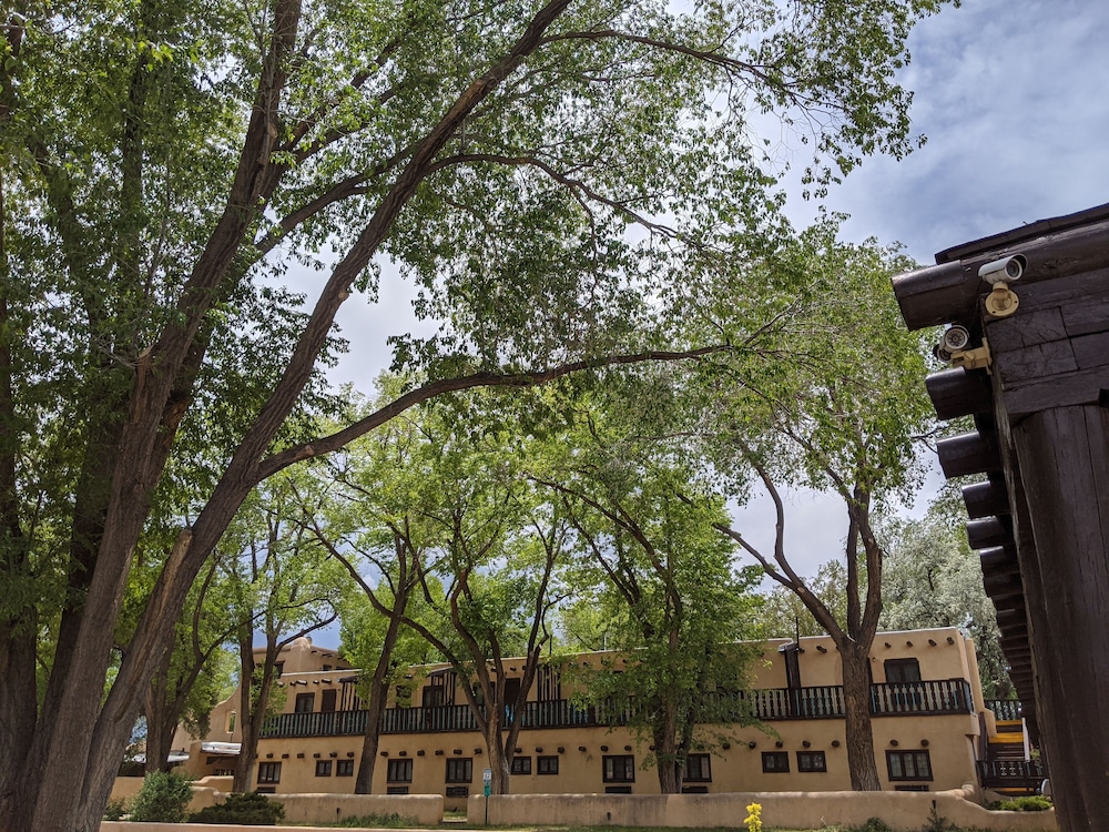 Sagebrush Inn & Suites - photo 146