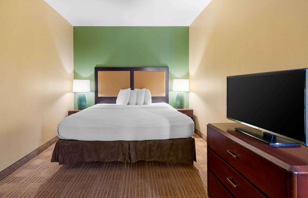 Extended Stay America Overland Park Metcalf - photo 19