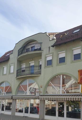 Apartman Andrea — 4-Star Luxury Hotel in Vinkovci, Croatia
