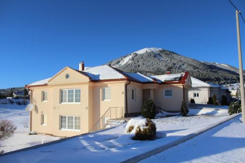 Kuća za odmor KUNA in Kupres, Bosnia and Herzegovina