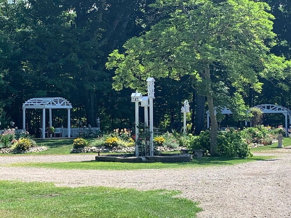 Vintage Inn at Veritas Estate - photo 21