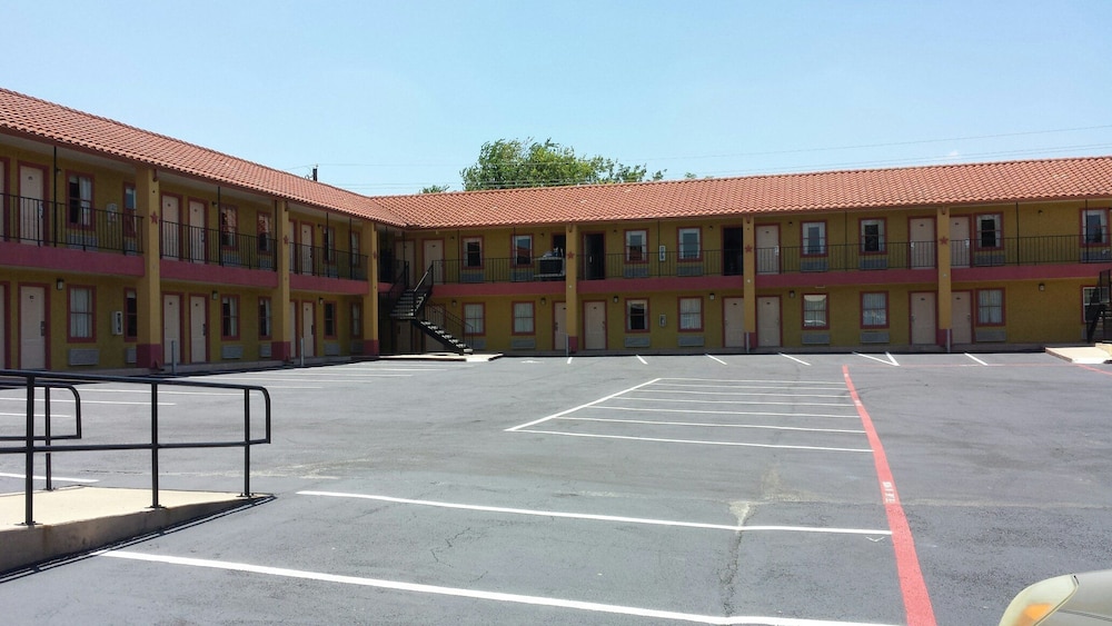 Taylor village inn and suites - photo 24