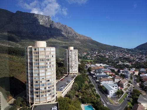 Disa Park 17th Floor Apartment with City Views — 4-Star Luxury Hotel in Cape Town, South Africa