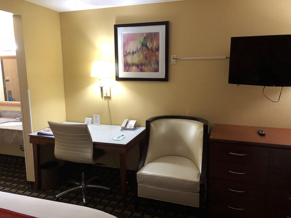 Baymont by Windham Springfield - photo 19