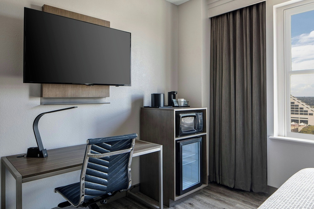 Courtyard by Marriott Fort Worth Downtown Blackstone - photo 16