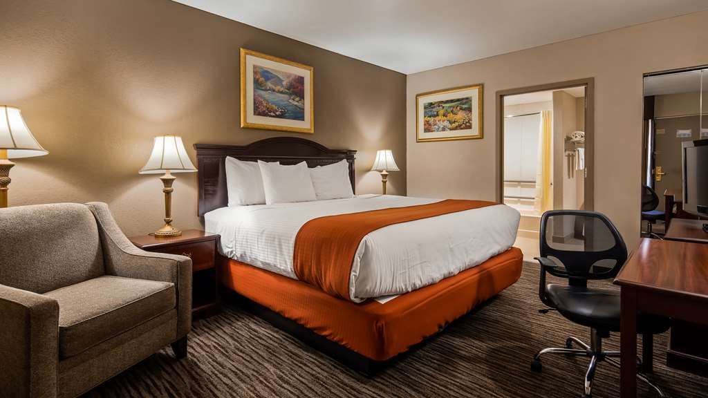 Best Western Gateway Adirondack Inn - photo 13