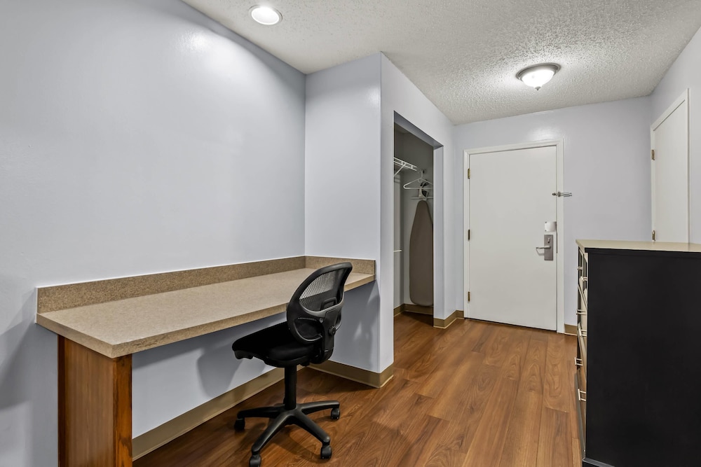 Suburban Studios Brentwood Nashville - photo 26