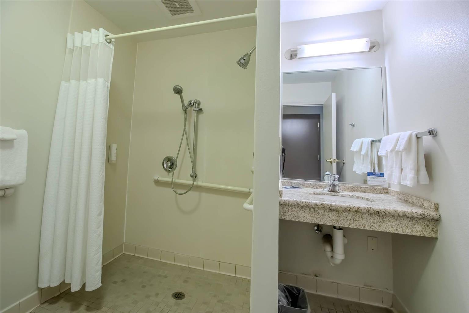 Country Inn & Suites by Radisson Convention Center - photo 50