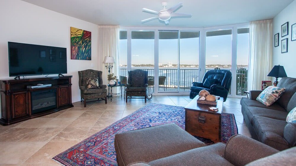Three Bedroom With Balcony Bay View Unit Crd0206 — 4-Star Luxury Hotel in Orange Beach, United States