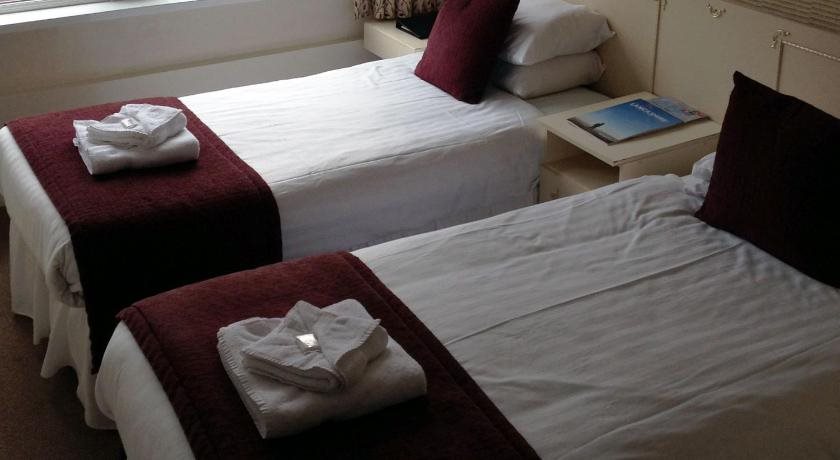The Elgin Hotel — Blackpool — photo 2