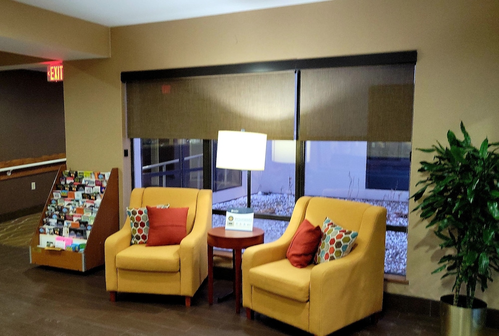 Comfort Inn Erie Near Presque Isle - photo 4