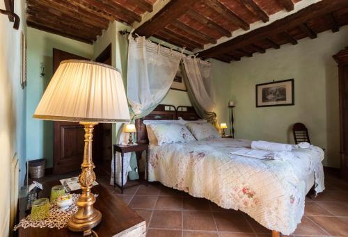 Borgo Tepolini — 4-Star Luxury Hotel in Castel Del Piano, Italy