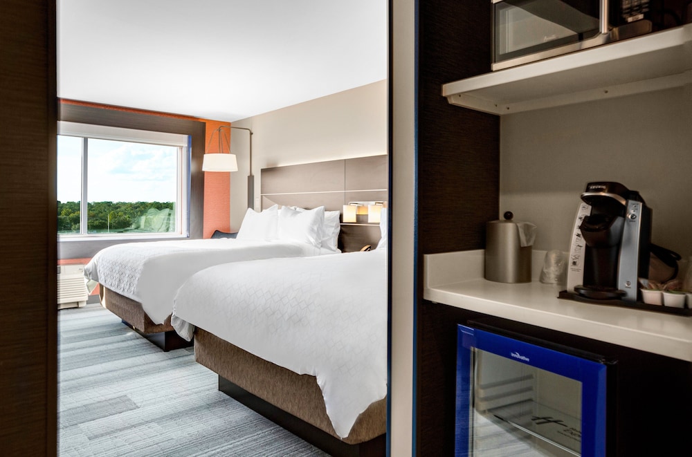 Holiday Inn Express & Suites Sanford Lake Mary by IHG - photo 8