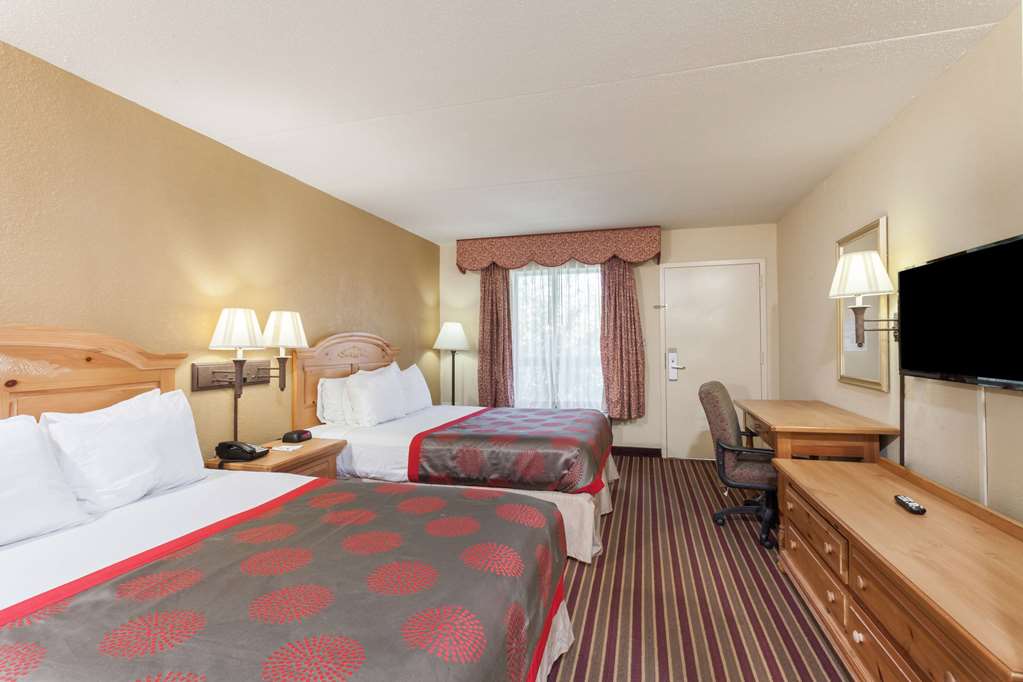 Ramada by Wyndham Lebanon - photo 6