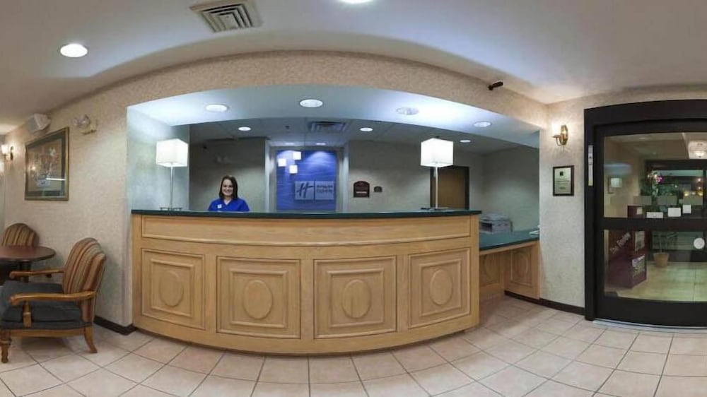 Holiday Inn Express & Suites Alliance by IHG - photo 2