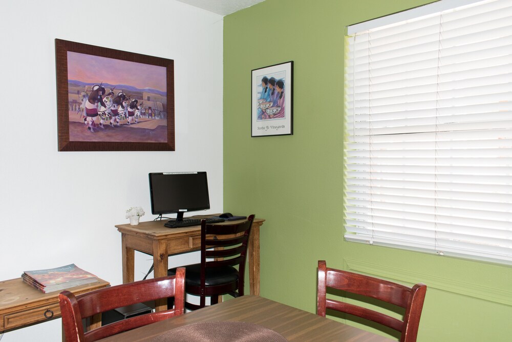 Santa Fe Suites - photo 6