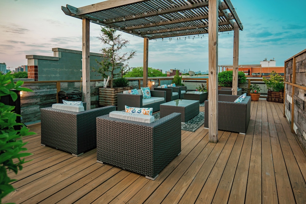 The Guesthouse Hotel - photo 44