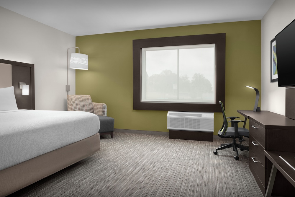 Holiday Inn Express & Suites Birmingham Homewood by IHG - photo 8