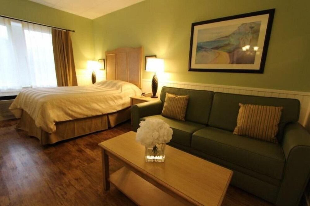 Holly Tree Resort - photo 2