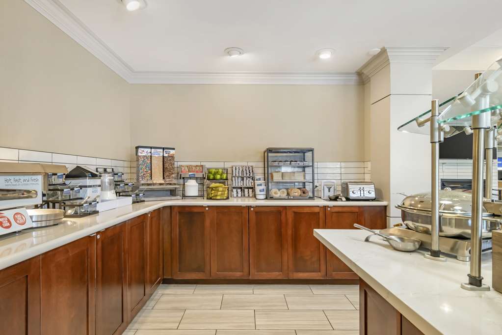 Sonesta ES Suites Dulles Airport - photo 18