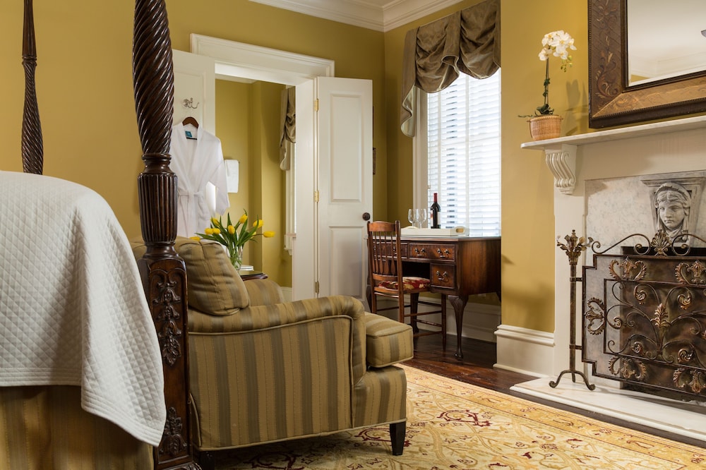 The Inn on West Liberty - photo 50
