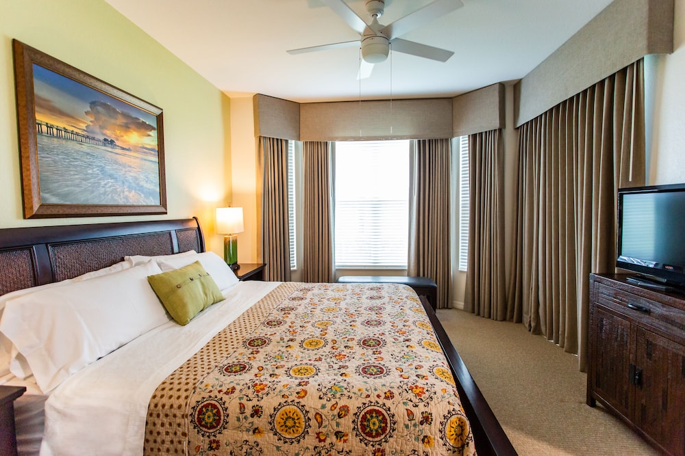 Messina Vacation Rental at Lely Resort. Spacious 3 BR 2 Bath Condo with Lake Views and Handicap Accessibility. Enjoy Community Pool Hot Tub and Proximity to Naples Beaches and Dining - photo 5