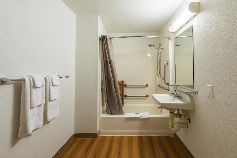 Motel 6 Reno West - photo 20