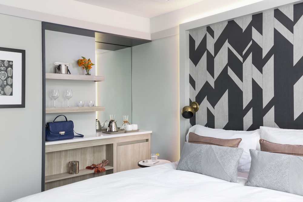 The Tillary Hotel - photo 4