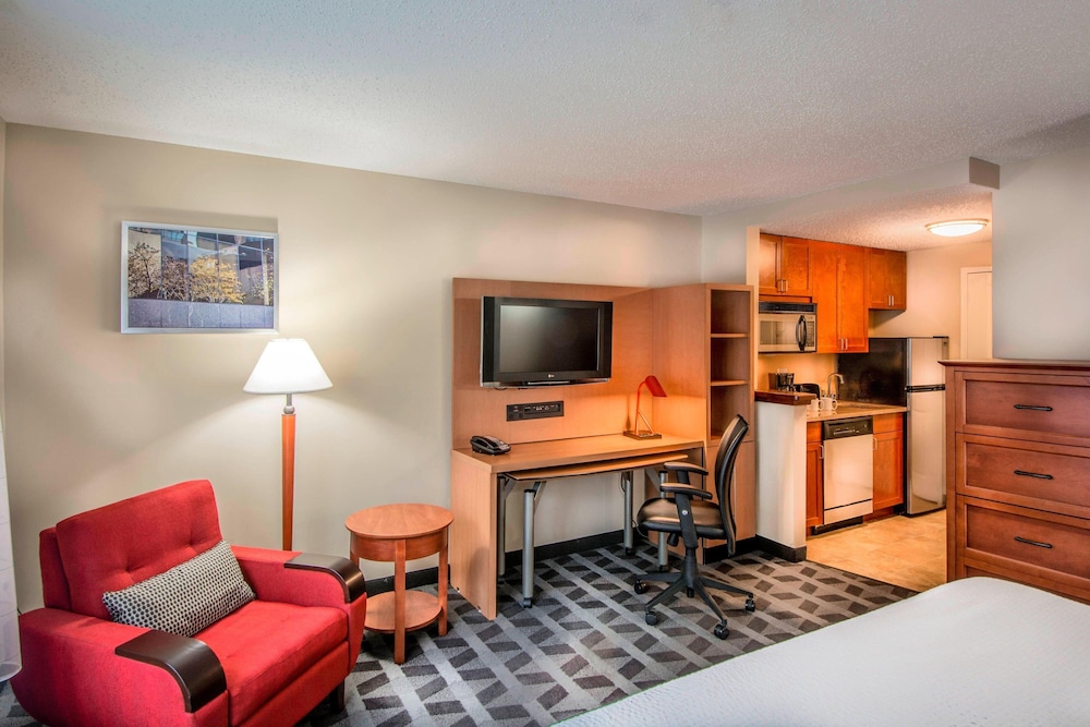 TownePlace Suites by Marriott Baltimore BWI Airport - photo 8