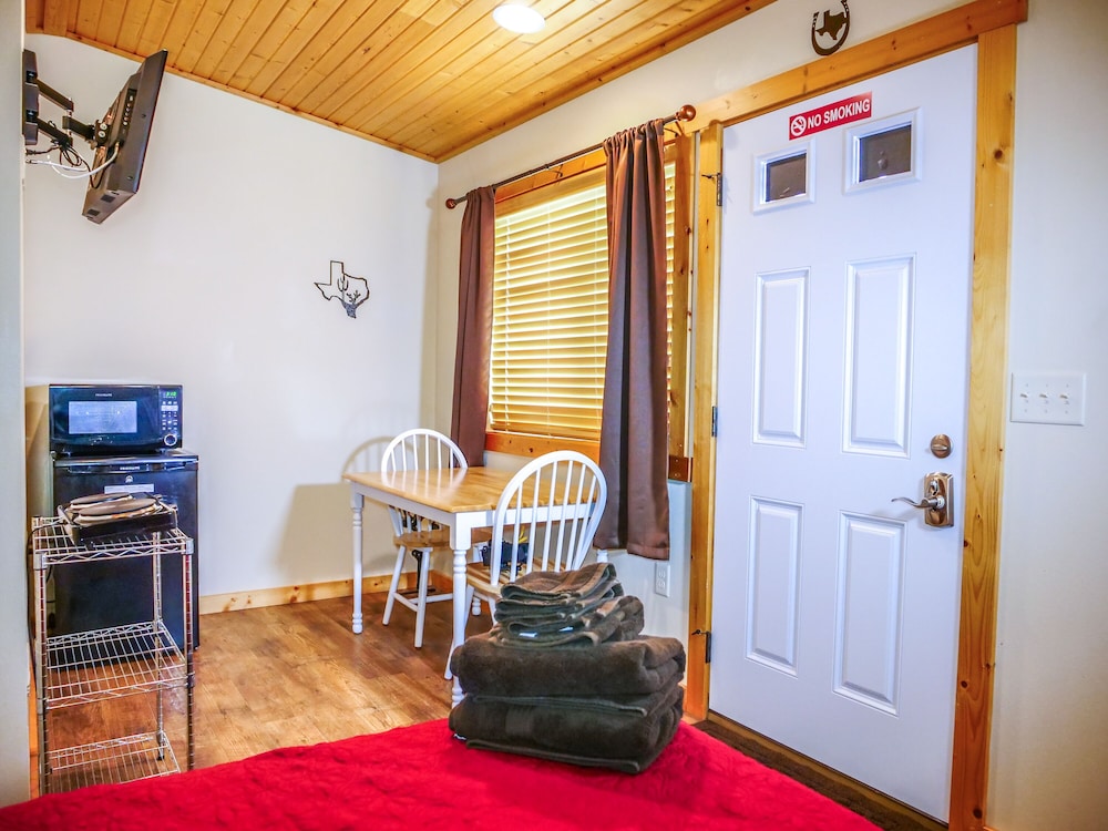 Custom Touch Village Midland - photo 14