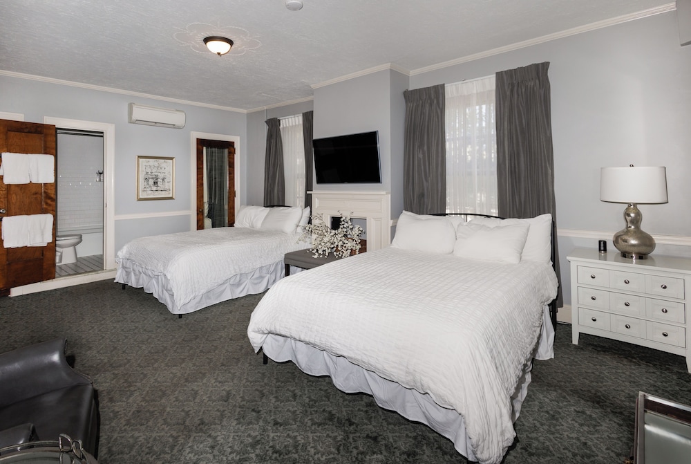 Lititz Springs Inn - photo 19