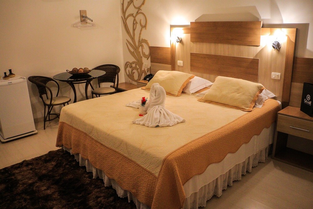 Grande Hotel — hotel in Paranavai