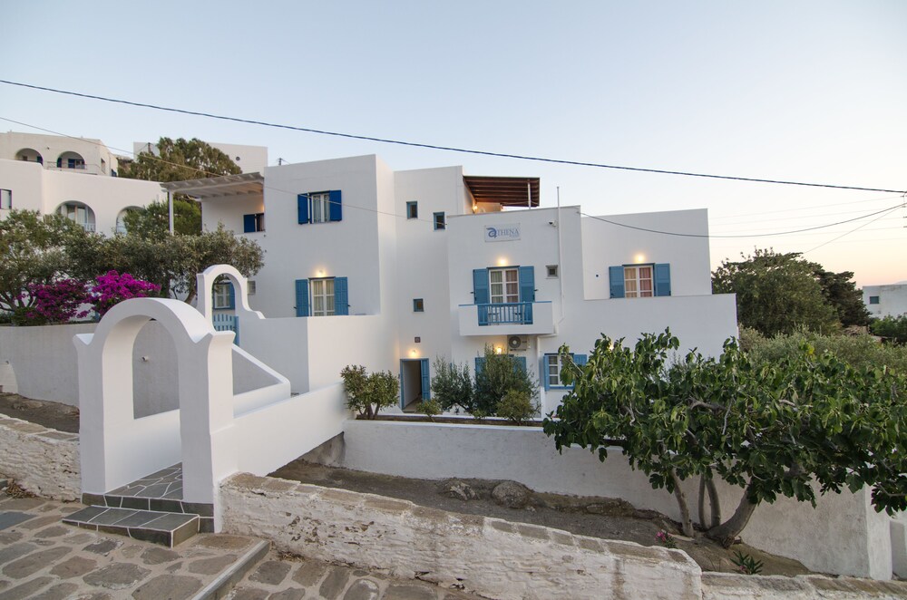 Athena Rooms - last minute hotel in Ios