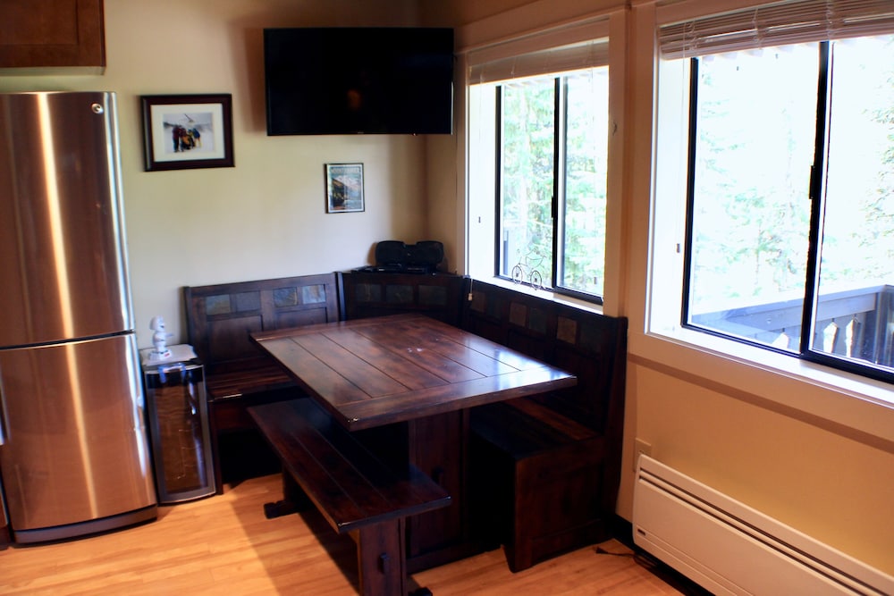 Crystal Chalets Condominiums at Crystal Mountain Ski Resort - photo 101