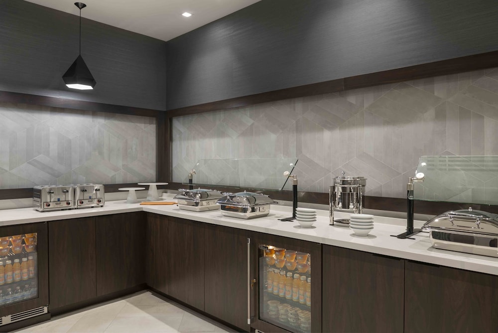 Staybridge Suites Boston Logan Airport Revere by IHG - photo 38