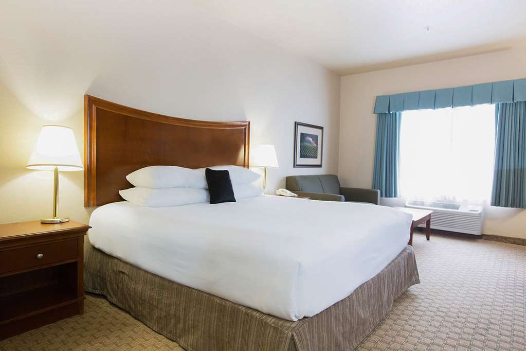 Red Lion Inn & Suites McMinnville - photo 14