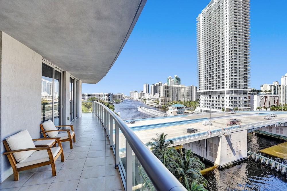 Amazing 3Bd Condo Beachwalk Resort - photo 17