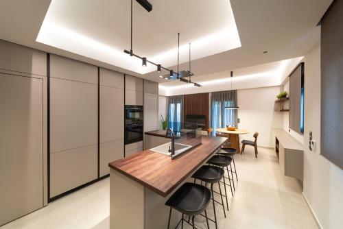 Kyma Luxury Apartment — 4-Star Luxury Hotel in Rodos, Greece